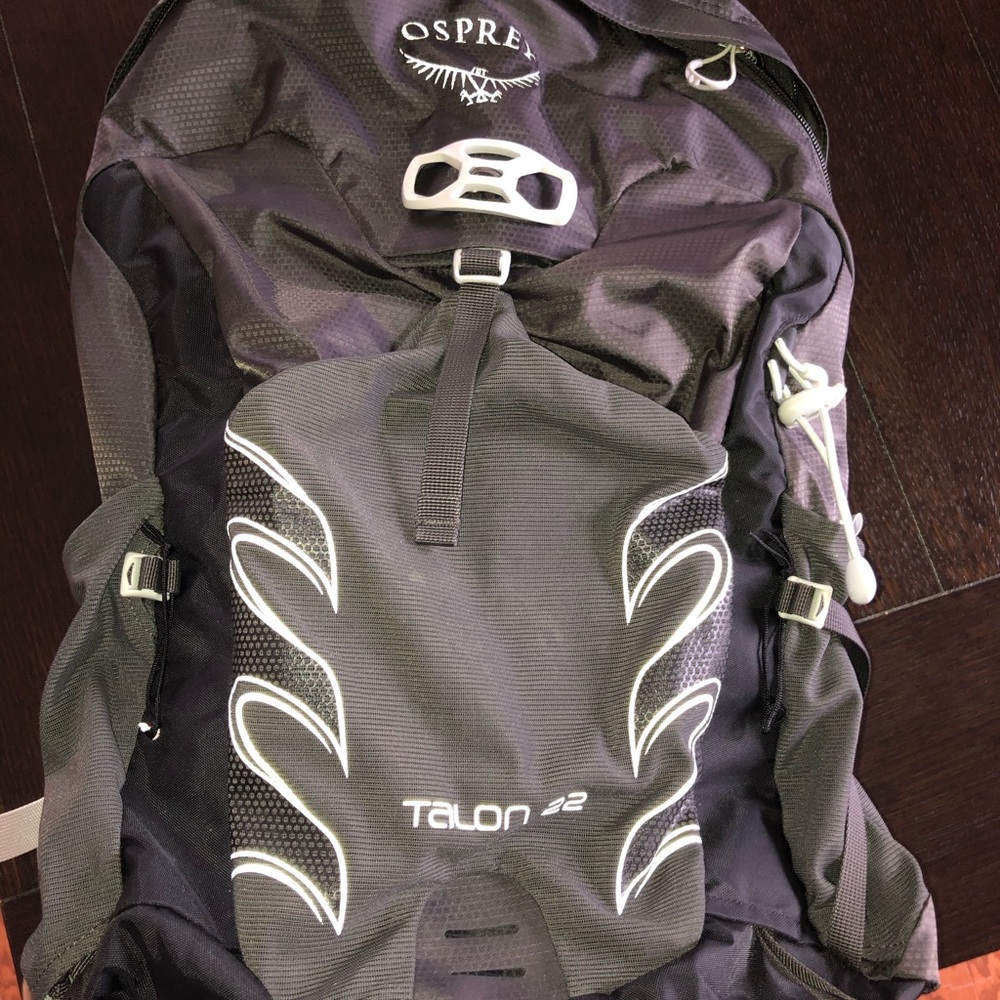 Osprey Talon 22 large backpack